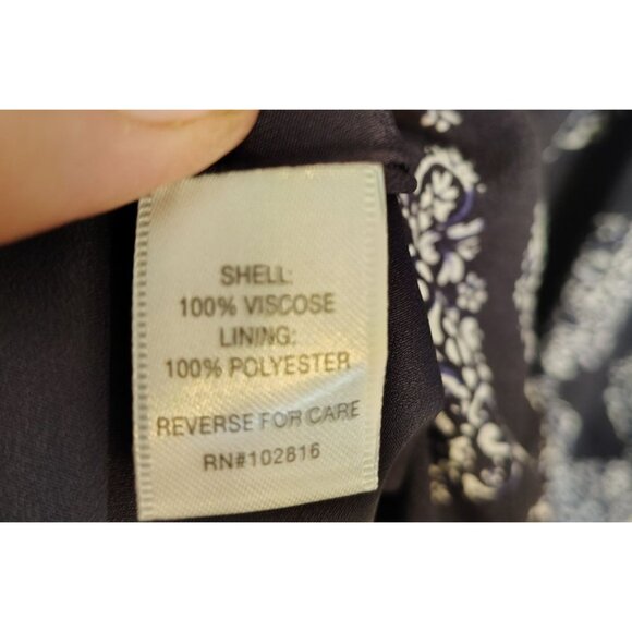 Garnett Hill Size 10 Dress Navy Blue White Decorative Print, Short Sleeve V Neck - Picture 4 of 4